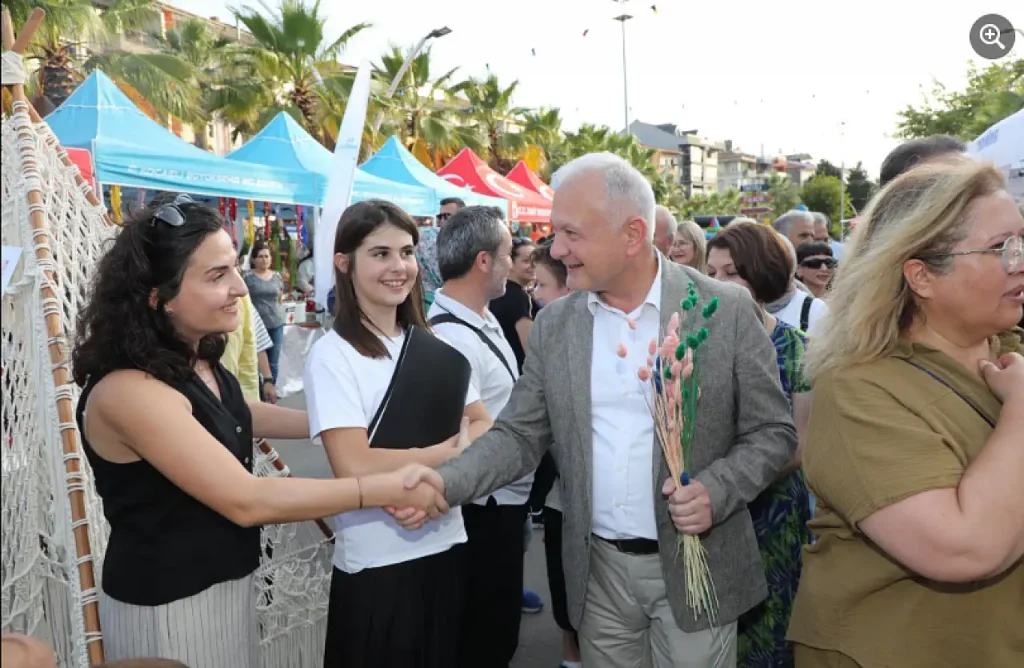 Karamürsel’de 4 Temmuz Coşkusu Kortejle Başladı