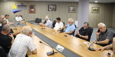 Başkan Ahmet Çalık Muhtarlarla Buluştu “Daha Yaşanabilir Bir Karamürsel İçin Çalışıyoruz”