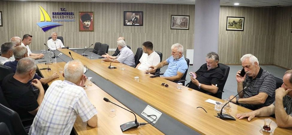 Başkan Ahmet Çalık Muhtarlarla Buluştu “Daha Yaşanabilir Bir Karamürsel İçin Çalışıyoruz”