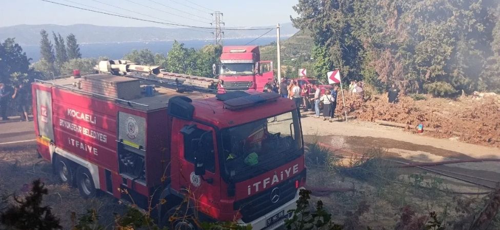 Başkan Ahmet Çalık “Tüm kurumlarımız seferber oldu, yangın tamamen söndürüldü”