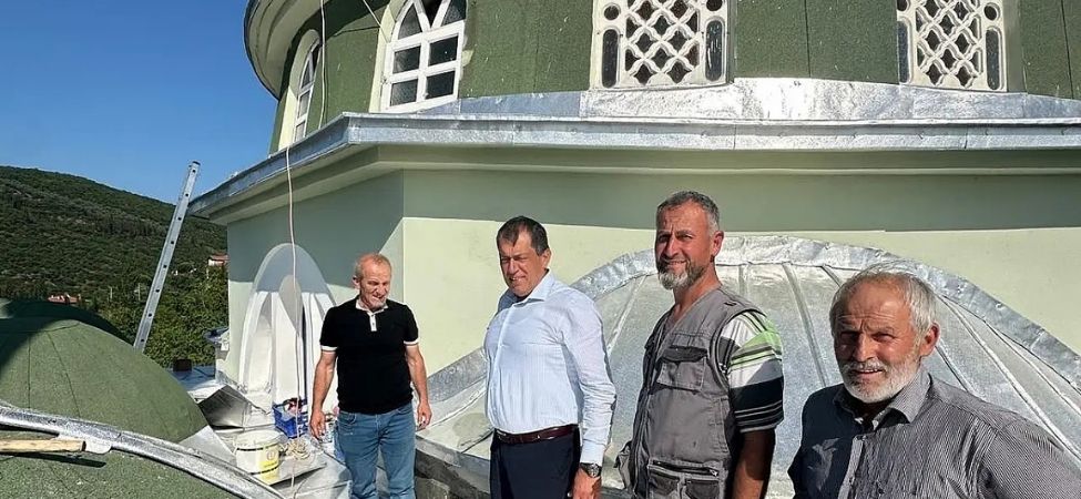 Cami Baştan Aşağı Yenilendi
