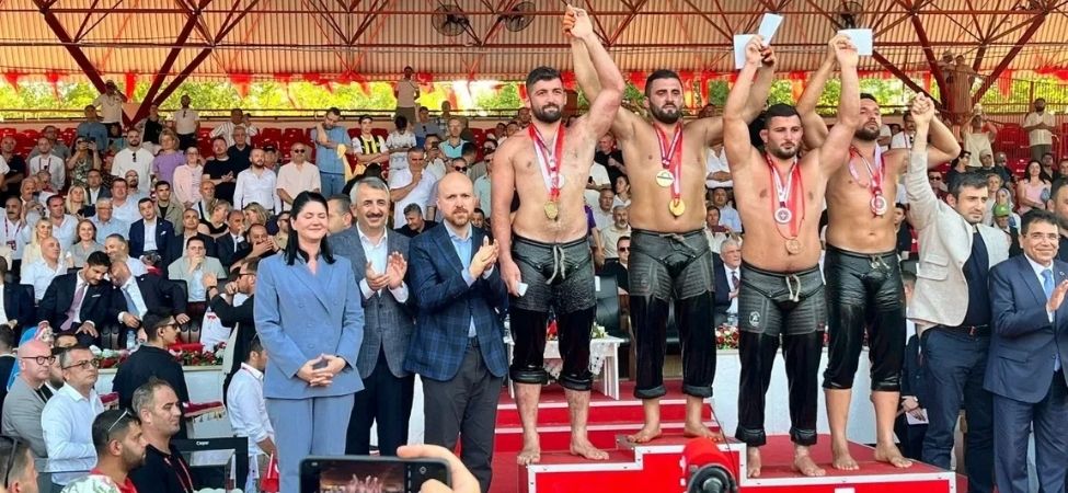 Golcuk Belediyesporun Pehlivani Oner Kirkpinarda Baspehlivanliga Goz Kirpti Gölcük Belediyespor’un Pehlivanı Öner, Kırkpınar’da Başpehlivanlığa Göz Kırptı