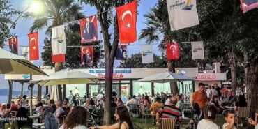 Karamürsel’in Gözdesi “Bizim Kafe” Yoğun İlgi Görüyor Yeni Alan Yolda