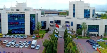 Kocaeli Büyükşehir Belediyesi, Şehitler İçin Tüm Etkinliklerini Erteledi