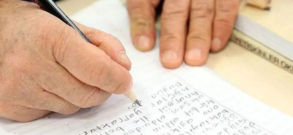Kocaelinin Her Ilcesinde Yetiskinlere Okuma Yazma Firsati Kocaeli’nin Her İlçesinde Yetişkinlere Okuma-Yazma Fırsatı