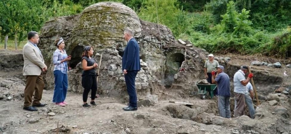 Tarihi Osmanli Hamami Golcukte Restore Ediliyor Tarihi Osmanlı Hamamı Gölcük'te Restore Ediliyor
