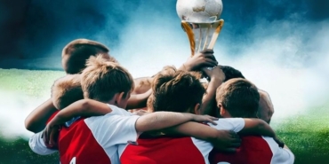 İzmit Belediyesi, Zafer Bayramı Coşkusunu Futbol Turnuvasıyla Taçlandırıyor