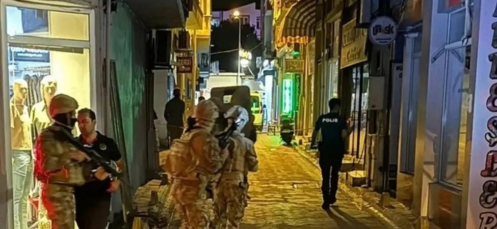 Karamürsel’de Rehine Krizi Özel Harekat Müdahale Etti