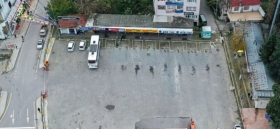 Karamürsel’in Boş Kalan Merkez Alanı İçin Acil Proje Çağrısı