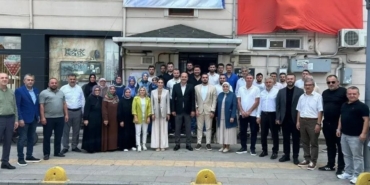 AK Parti’den Kocaeli Çıkarması İlçe İlçe, Sokak Sokak Vatandaşla Buluştular