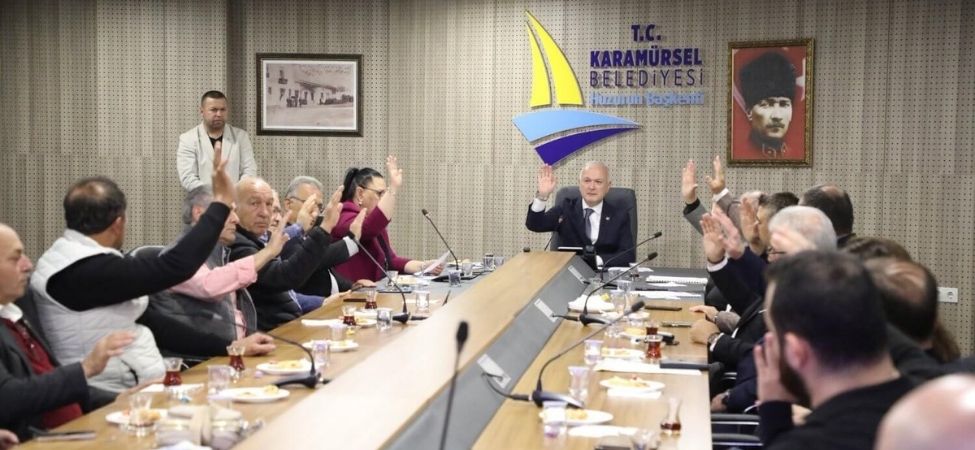 Karamursel Belediyesinin 2026 Yili Tahmini Butcesi Belli Oldu 656 Bin 600 TL Karamürsel Belediyesi'nin 2026 Yılı Tahmini Bütçesi Belli Oldu 656 Bin 600 TL