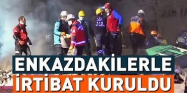 Kocaeli'nin Gebze İlçesinde Bina Çöktü 5 Vatandaşın Enkaz Altında Olduğu Değerlendiriliyor