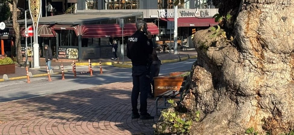 Değirmendere’de Bıçaklı Saldırı Girişimi Polis Uyarıları Dinlemeyen Şahsı Ayağından Vurarak Etkisiz Hale Getirdi