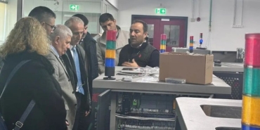 Karamürsel’de Teknoloji Devrimi Yeni Nesil Laboratuvarlar Geleceğin Mühendislerini Yetiştiriyor