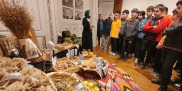 Kocaeli’nin Bereketli Toprakları Müzede Tanıtıldı Öğrenciler Yerli Malı Haftası'nda Ata Tohumlarıyla Tanıştı