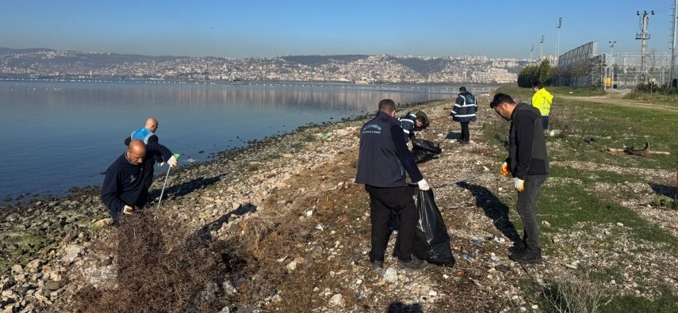 Kocaeli Kiyilarinda Temizlik Seferberligi 2025 Yilinda Tonlarca Atik Toplandi Kocaeli Kıyılarında Temizlik Seferberliği 2025 Yılında Tonlarca Atık Toplandı