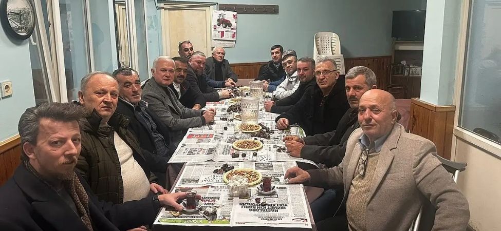 Baskan Calik ve Ekibinden Akcat Cikarmasi Secimden Secime Degil Her Daim Yaninizdayiz Başkan Çalık ve Ekibinden Akçat Çıkarması Seçimden Seçime Değil, Her Daim Yanınızdayız!