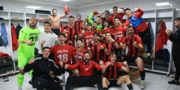 Karamürsel Futbolunda Tarihi Başarı Ereğlispor Play-Off’ta!