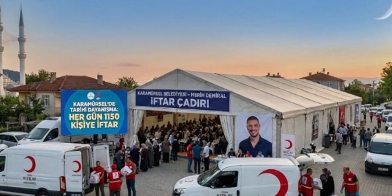 Karamürsel Tarihinin En Büyük İftar Sofrası Her Gün 1150 Kişiye Sıcak Yemek!