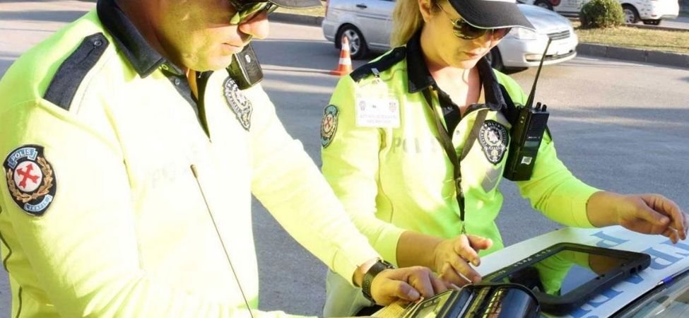 Araçlarda Ses Sistemi Cezası Kaldırıldı mı Sürücülerin Kafasını Karıştıran O İddiaların Perde Arkası