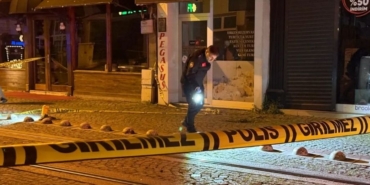 Barlar Sokağında Silahlı Saldırı Dehşeti Mekan Sahibi ve Bir Müşteri Hayatını Kaybetti (1)