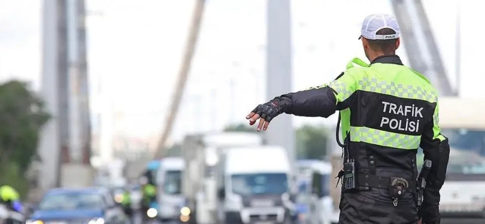 Bayram Öncesi Hayati Hatırlatma Yeni Hız Limitlerini Unutan Yandı!