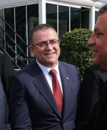CHP'de Miting Krizi Çözüldü Özgür Özel'den Çalık ve Gökçe'ye Telefon!