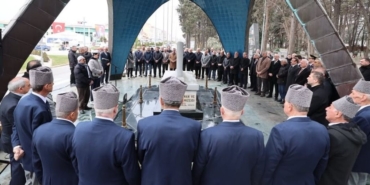 Çanakkale Zaferi’nin 111. Yılında Karamürsel Tek Yürek Şehitlerimizi Minnetle Andık