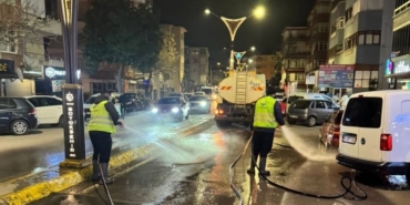 Karamürsel Belediyesi’nden Dev Temizlik Seferberliği Ekipler Gece Gündüz Sahada!