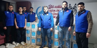Karamürsel Ülkü Ocakları İhtiyaç Sahiplerini Unutmadı Ramazan Kolileri Adreslerine Ulaştı