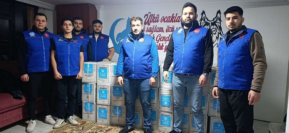 Karamursel Ulku Ocaklari Ihtiyac Sahiplerini Unutmadi Ramazan Kolileri Adreslerine Ulasti Karamürsel Ülkü Ocakları İhtiyaç Sahiplerini Unutmadı Ramazan Kolileri Adreslerine Ulaştı