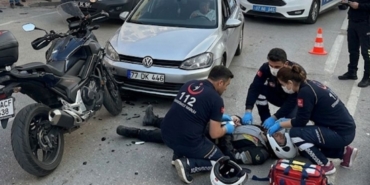 Karamürsel'de Korkutan Kaza Otomobille Çarpışan Motosikletli Yaralandı!