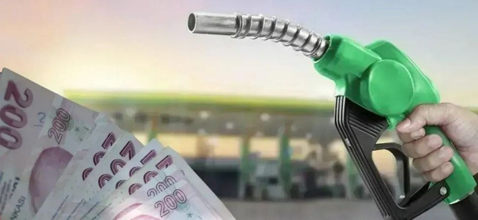 Kocaelide Akaryakit Kuyrugu Bosa Cikti Motorine 669 TLlik Dev Zam Iptal Kocaeli'de Akaryakıt Kuyruğu Boşa Çıktı Motorine 6,69 TL'lik Dev Zam İptal!