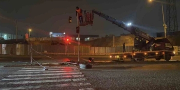 Kocaeli'de İşçi Servisi ile Otomobil Çarpıştı 11 Yaralı