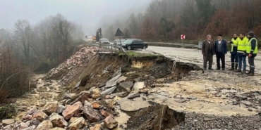 Osmaniye, Çamçukur ve Ereğli Hattında Heyelan Dehşeti Yolun Altı Boşaldı, Ekipler Teyakkuza Geçti!