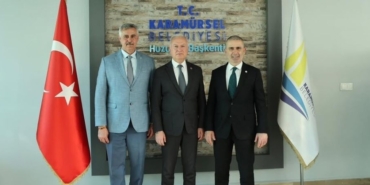 İYİ Parti Kocaeli İl ve Karamürsel İlçe Yönetimleri Başkan Çalık'ı Makamında Ziyaret Etti