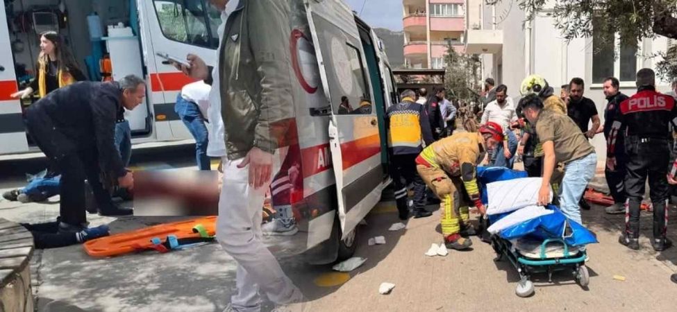 Kahramanmaraş'taki Okul Saldırısında Hayatını Kaybedenlerin Sayısı 9'a Çıktı, Eğitime 2 Gün Ara Verildi