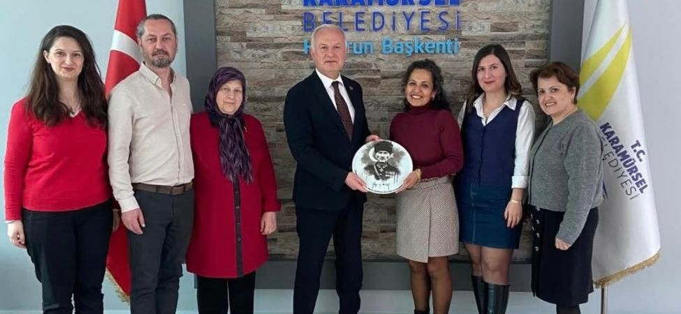 Karamürsel Belediye Başkanı Ahmet Çalık, ADD Şube Başkanı Feryal Denizel ve Yönetimini Makamında Ağırladı