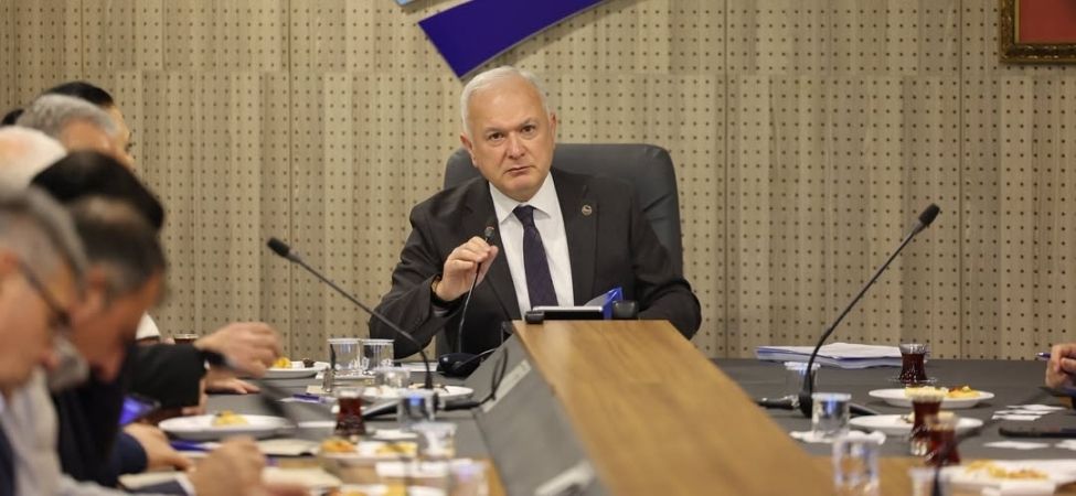 Karamürsel Belediyesi Nisan Ayı Olağan Meclis Toplantısında 2025 Yılı Faaliyet Raporu Sunuldu