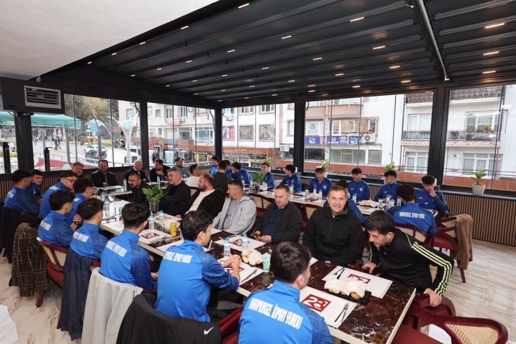 Karamursel Idman Yurdu Spor Kulubumuzun U17 takiminin Gelisim Liginde birbirinden guclu rakipl 6 Karamursel Idman Yurdu Spor Kulubumuzun U17 takiminin Gelisim Liginde birbirinden guclu rakipl 6