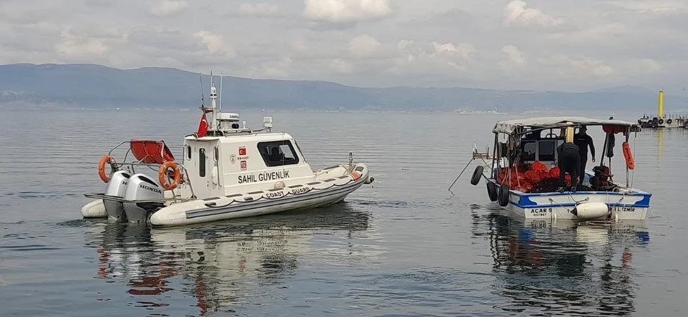 Karamursel Sahilinde Supheli Dalis Yapan Tekneye Yapilan Baskinda Ne Cikti Karamürsel Sahilinde Şüpheli Dalış Yapan Tekneye Yapılan Baskında Ne Çıktı
