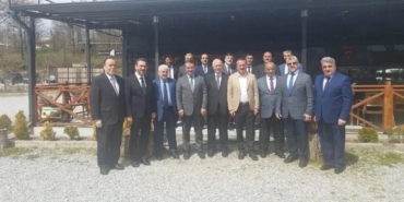 Kocaeli İlçe Müftüleri Nisan Ayı Toplantısı Karamürsel İlçe Müftülüğü'nün Ev Sahipliğinde Gerçekleştirildi