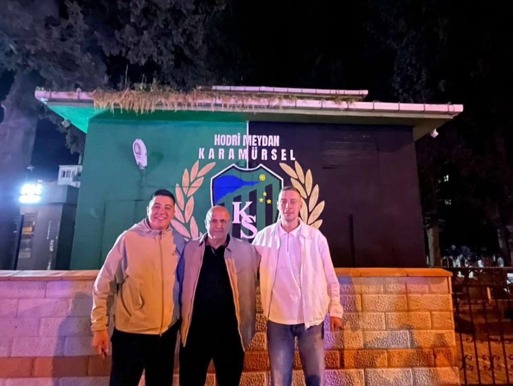 Kocaelispor Baskani Durul ve Yonetimi Hodri Meydan Karamursel Dernegini Ziyaret Etti 1 2 Kocaelispor Baskani Durul ve Yonetimi Hodri Meydan Karamursel Dernegini Ziyaret Etti 1 2