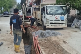 Karamürsel'de Kimin Yaptığı Belli Olmayan Önlemsiz Altyapı Kazıları Hayatı Felç Etti