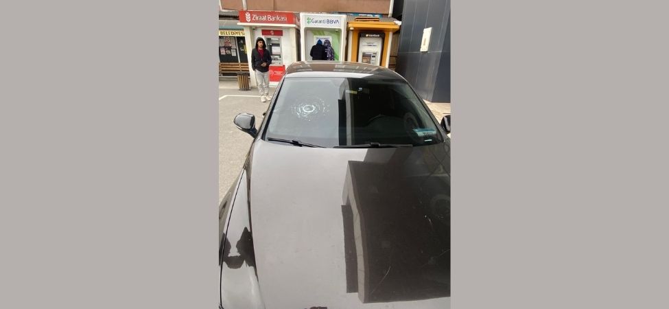 Karamürsel'in Komşusu Yalova'da Tavşanlı Belediye Başkanı Mücahit Kaçar ve Ailesine Yönelik Silahlı Linç Girişimi Şoke Etti