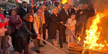Kaytazdere'de Geleneksel Hıdırellez Coşkusu Vatandaşlar Baharın Gelişini Ateşin Üzerinden Atlayarak Kutladı