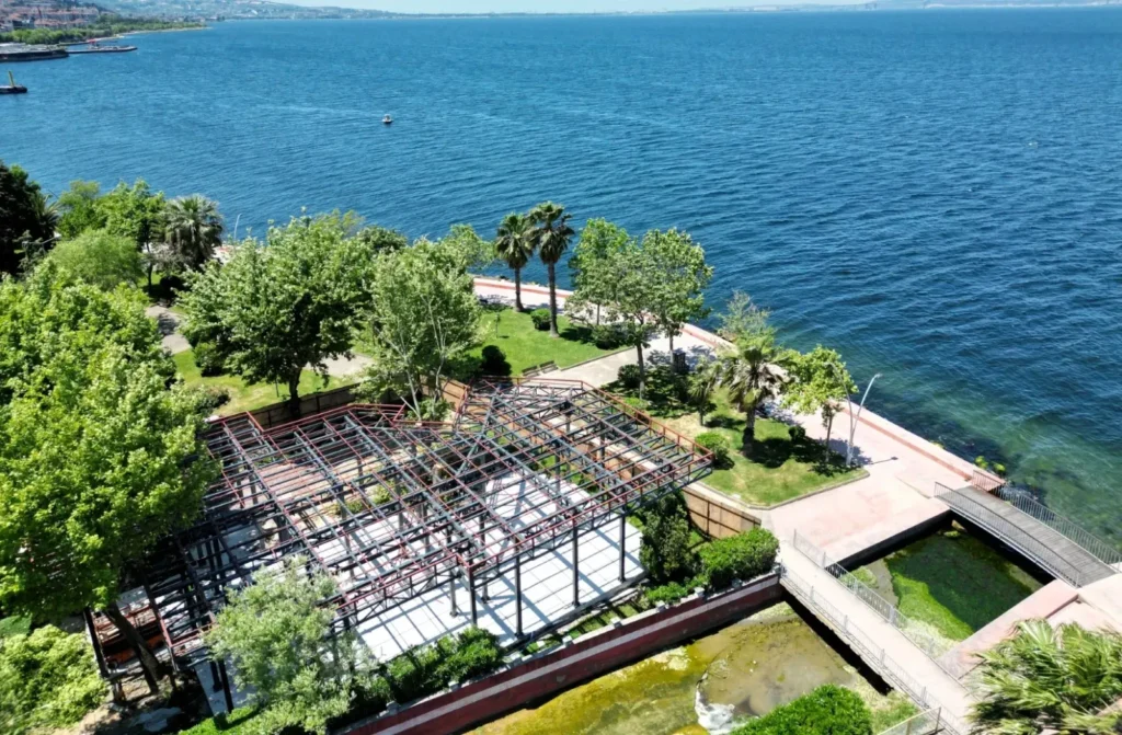 Buyuksehirden Buyuk Vefa 65 Yas Ustu Vatandaslarin Hayatina Dokunan Sayginlar Kulubu Icin Karamurselde Yeni Tesis Insa Edilecek Buyuksehirden Buyuk Vefa 65 Yas Ustu Vatandaslarin Hayatina Dokunan Sayginlar Kulubu Icin Karamurselde Yeni Tesis Insa Edilecek