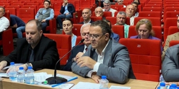 Karamürsel Belediye Başkanı Ahmet Çalık'tan Büyükşehir Meclisinde Yaz Sezonu Öncesi Sahiller İçin Ek Güvenlik Talebi