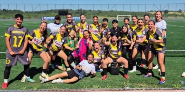 Karamürsel Belediye Spor Kadın Futbol Takımından Deplasmanda 6 Gollü Şov Sıla'nın Hat-Trick Yaptığı Maçla Liderliğe Yükseldik!
