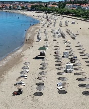 Karamürsel'in Gözdesi Altınkemer Ve Ereğli Kumyalı Başta Olmak Üzere Kocaeli'nin 9 Mavi Bayraklı Plajı Tatilcileri Bekliyor